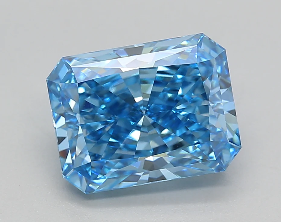 2.7 Carat Radiant Lab Grown Diamond, VS1/FANCY VIVID BLUE