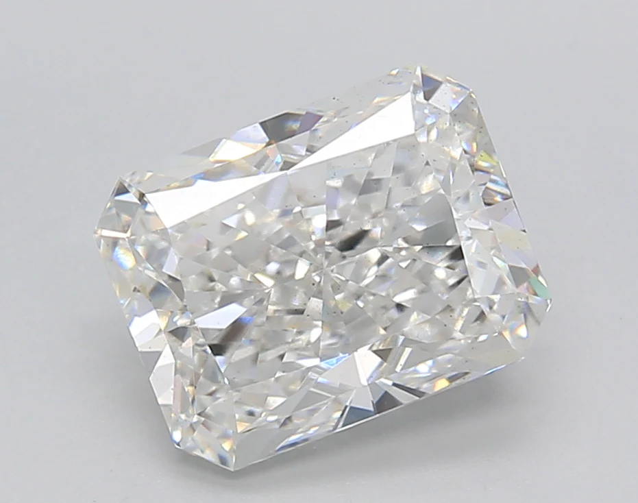 2.72 Carat Radiant Lab Grown Diamond, VS2/E